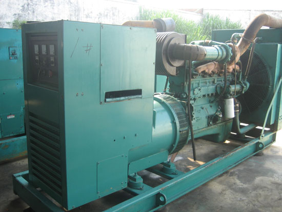 古冶租赁发电机- 发电机碳刷磨损的原因是什么