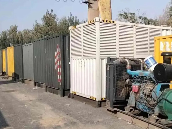 古冶200KW柴油发电机机组每小时油耗是多少？